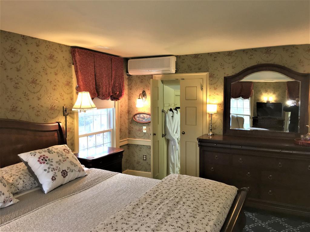 Bed & Breakfast Schoolmaster's House Niagara Falls