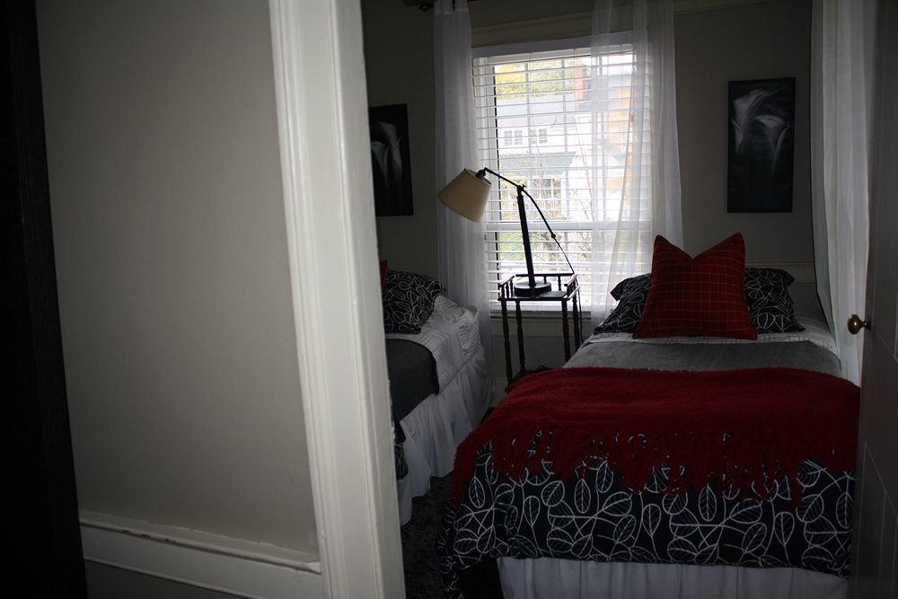 Bed & Breakfast Schoolmaster's House 3*