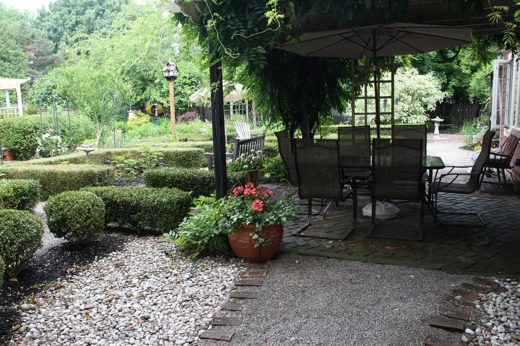 Bed & Breakfast Schoolmaster's House Niagara Falls