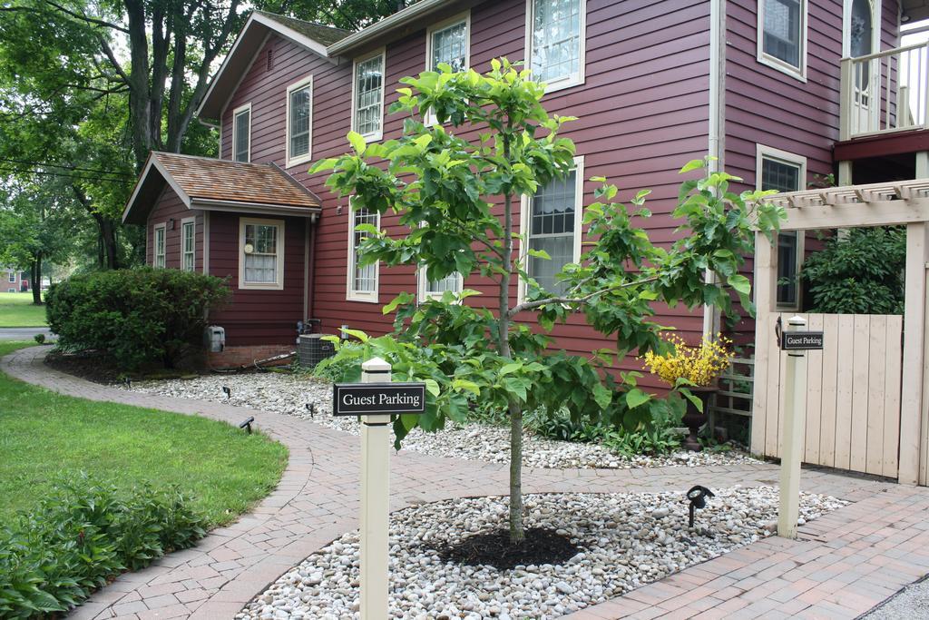 Schoolmaster's House 3*